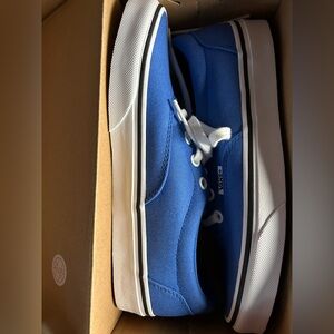 Vans Men's Blue and White Canvas Sneakers